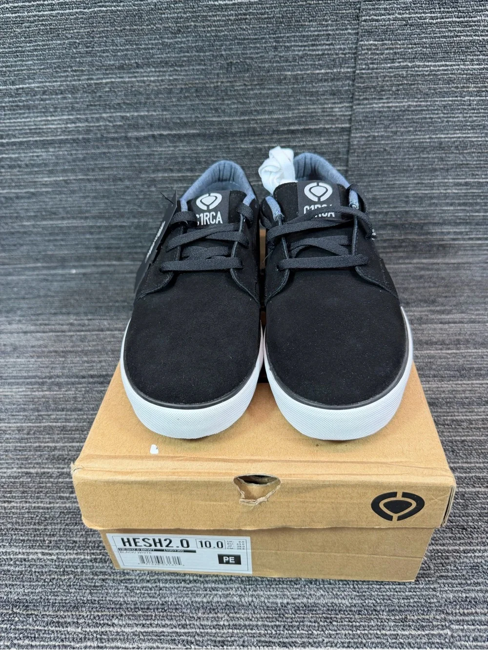 C1RCA HESH 2.0 Black/White Low-Top Vintage Skate Sneakers Men’s 10 New